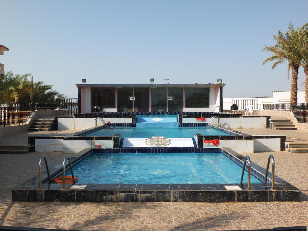 Al Ahmadi Plaza Resort Yanbu Exteriér fotografie