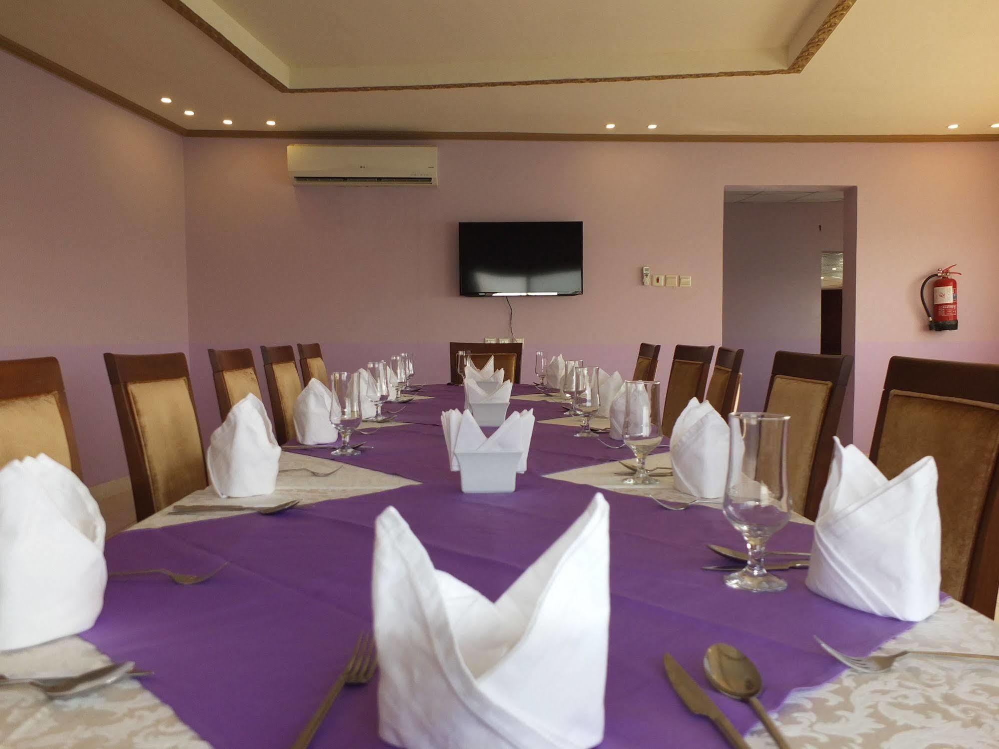 Al Ahmadi Plaza Resort Yanbu Exteriér fotografie