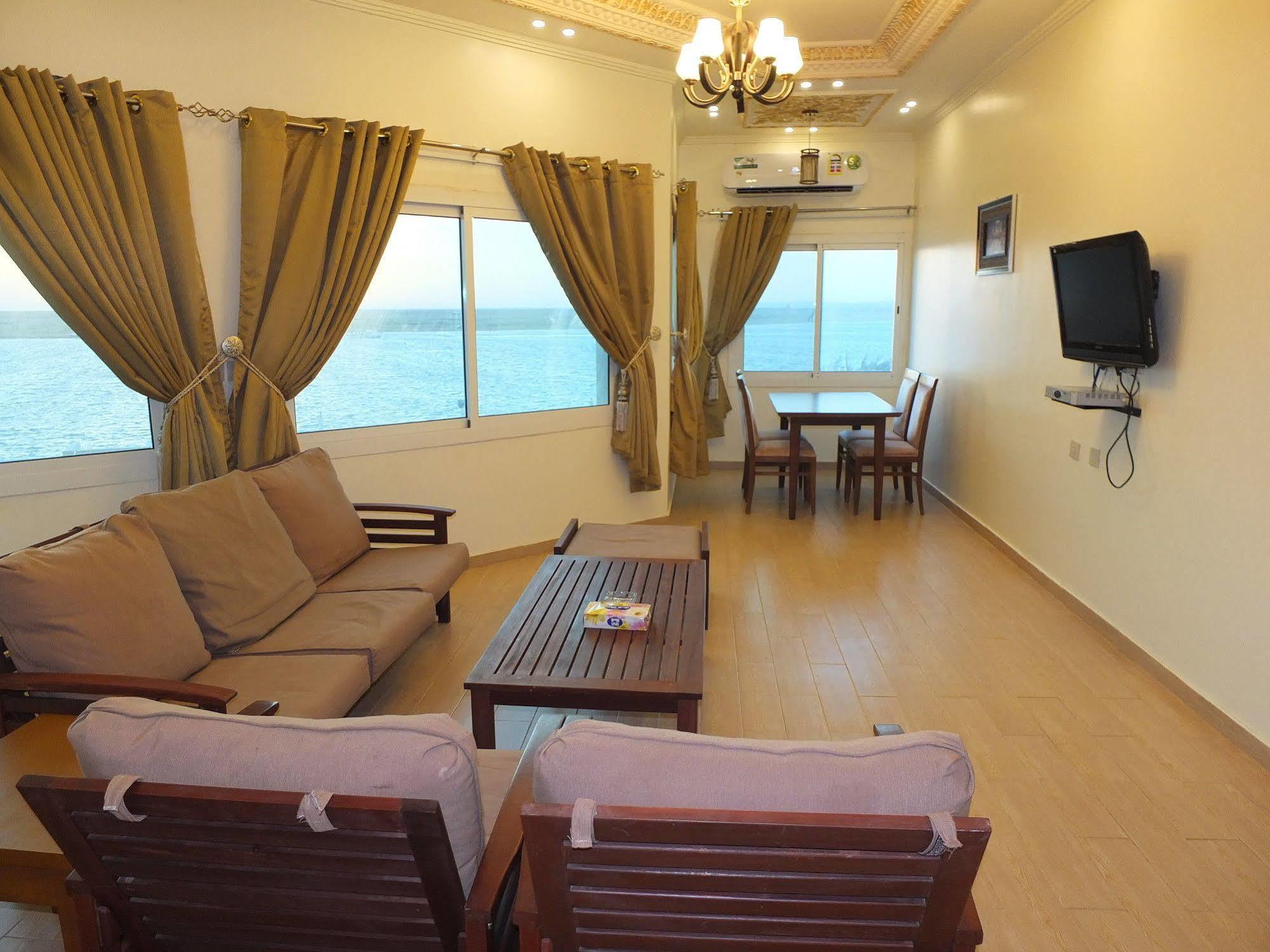 Al Ahmadi Plaza Resort Yanbu Exteriér fotografie