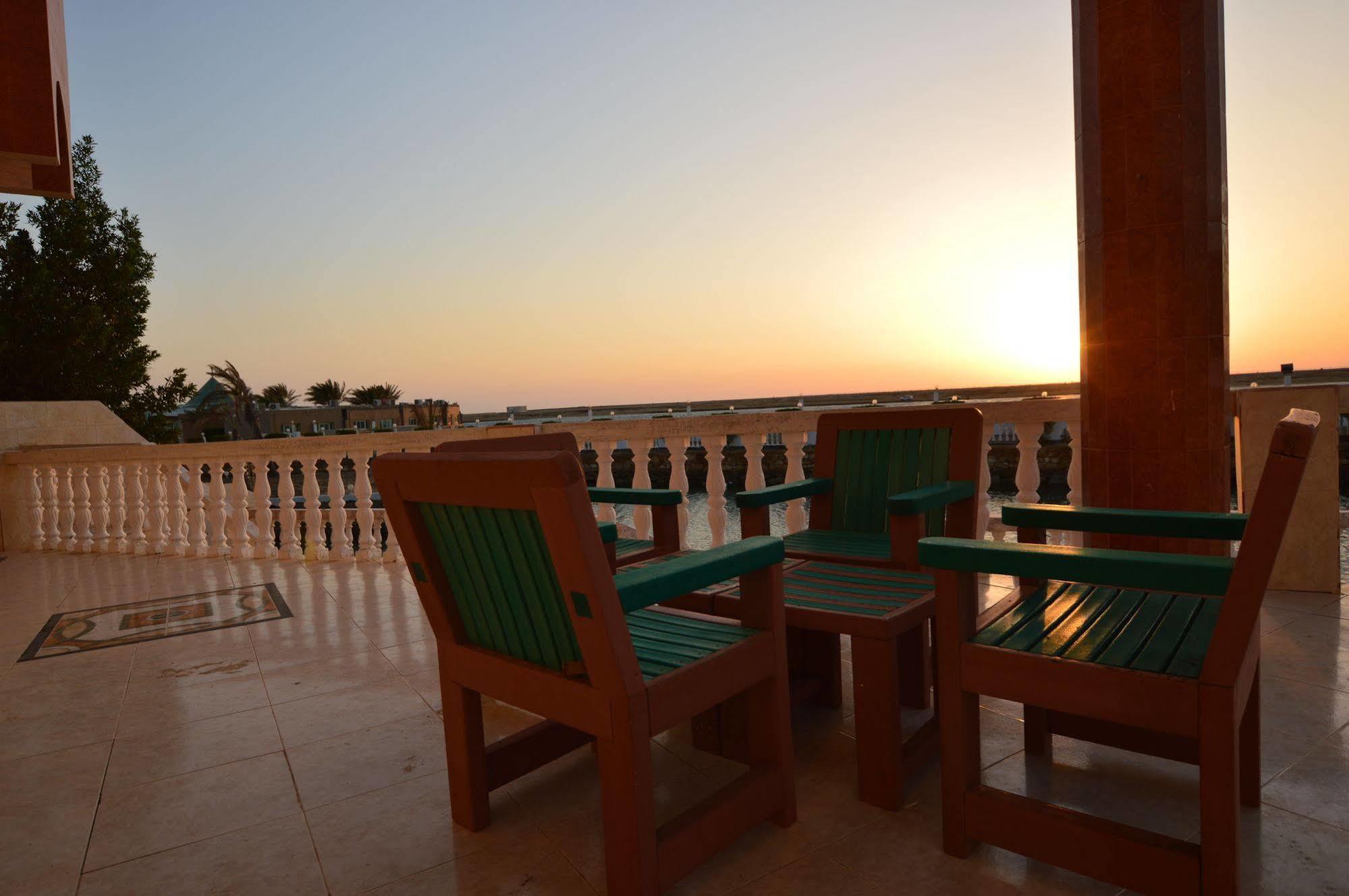 Al Ahmadi Plaza Resort Yanbu Exteriér fotografie